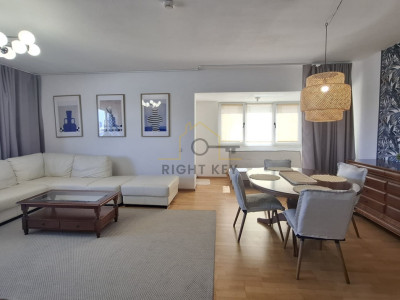 Apartament 3 camerere, 93 mp utili Lake View Supeb /  Parcare Subterana