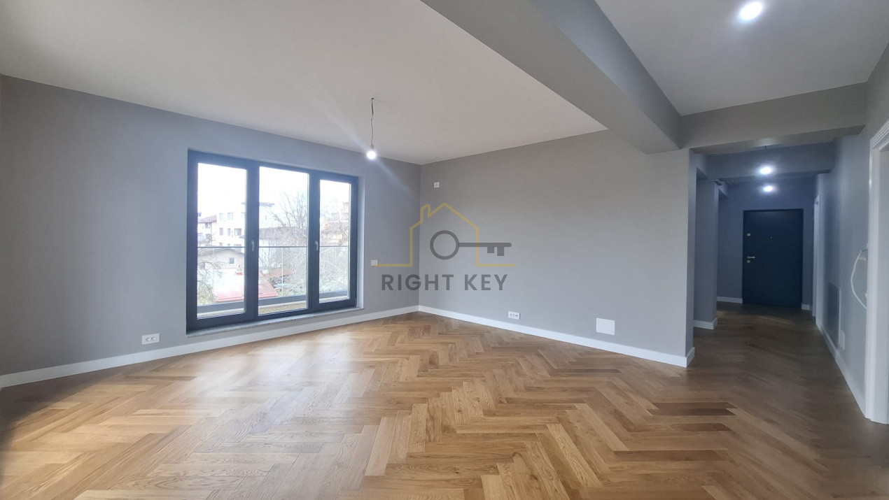 Apartament 3 camere in ansamblu nou/ 92 mp+ terasa 29mp/ Comision 0%