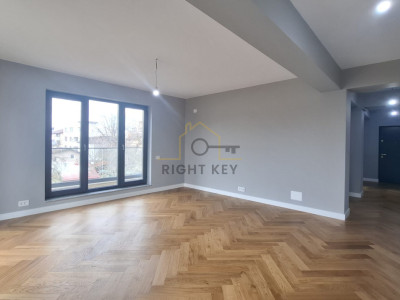 Apartament 3 camere in ansamblu nou/ 92 mp+ terasa 29mp/ Comision 0%