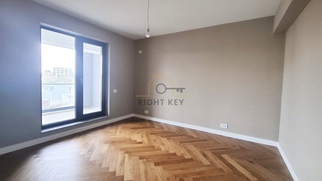 Apartament 3 camere in ansamblu nou/ 85 mp+ terasa 12mp/ Comision 0%