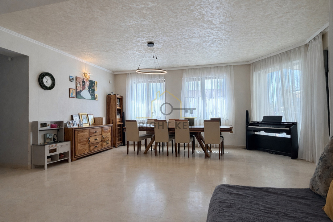 Oportunitate! Vilă P+1, piscină, pompă, panouri, mobilată și utilata! 