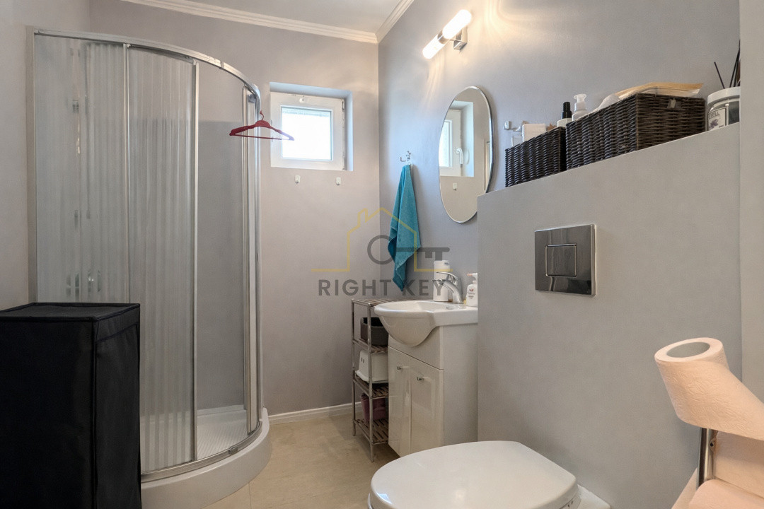 Oportunitate! Vilă P+1, piscină, pompă, panouri, mobilată și utilata! 