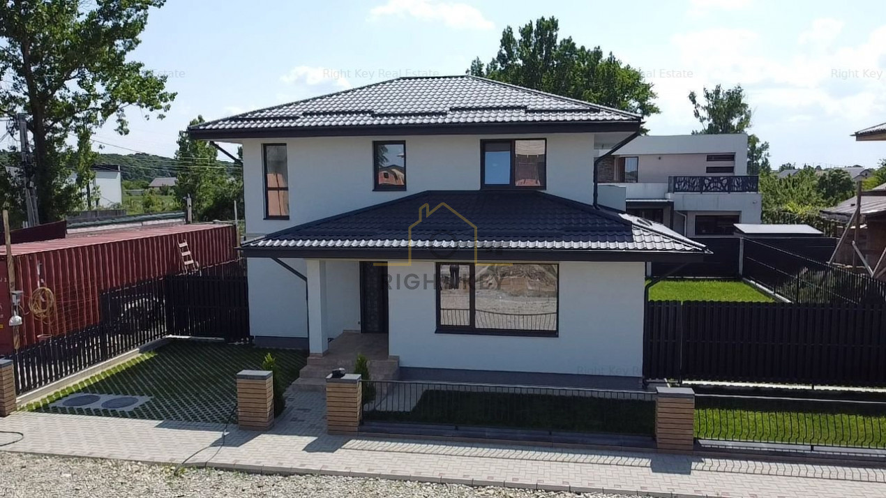 VILA PREMIUM! P+1, utilități, asfalt, 400mp curte, Comision 0%!