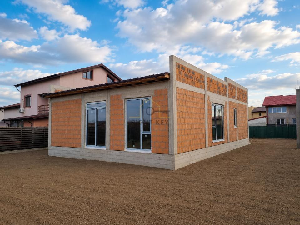 Casa la Rosu Domnesti, 4 Cam, Teren 500mp, Comision 0%