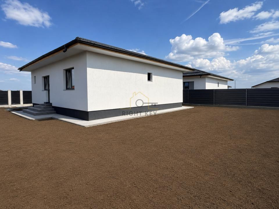 Casa P+Pod, 4 Camere, Placa de beton, STB, Teren 450mp! Comision 0%