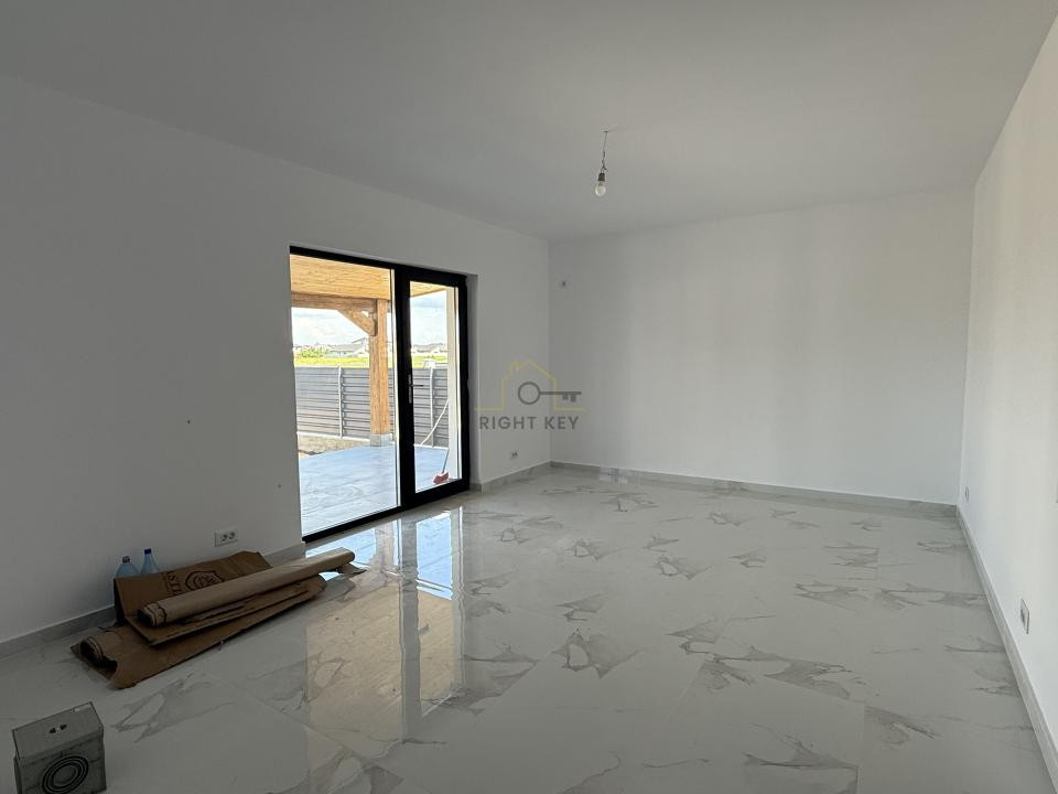 Casa P+Pod, 4 Camere, Placa de beton, STB, Teren 450mp! Comision 0%