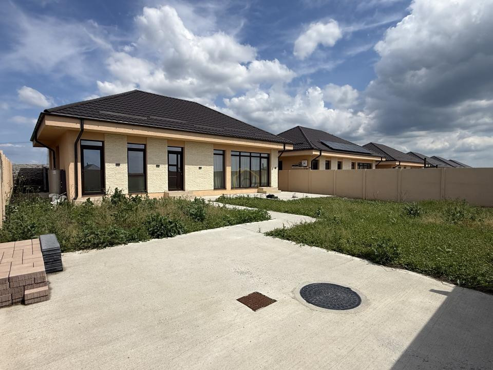 Casa Parter+Pod, 3 Camere, T: 500mp, Cartier Rezidential! Comision 0%!