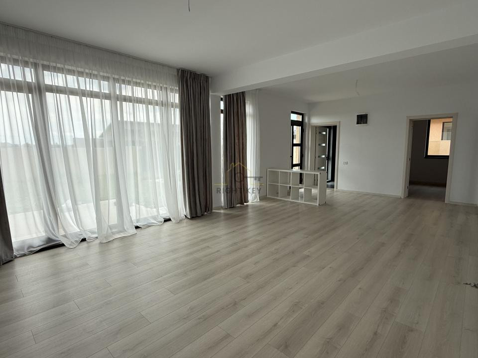 Casa Parter+Pod, 3 Camere, T: 500mp, Cartier Rezidential! Comision 0%!