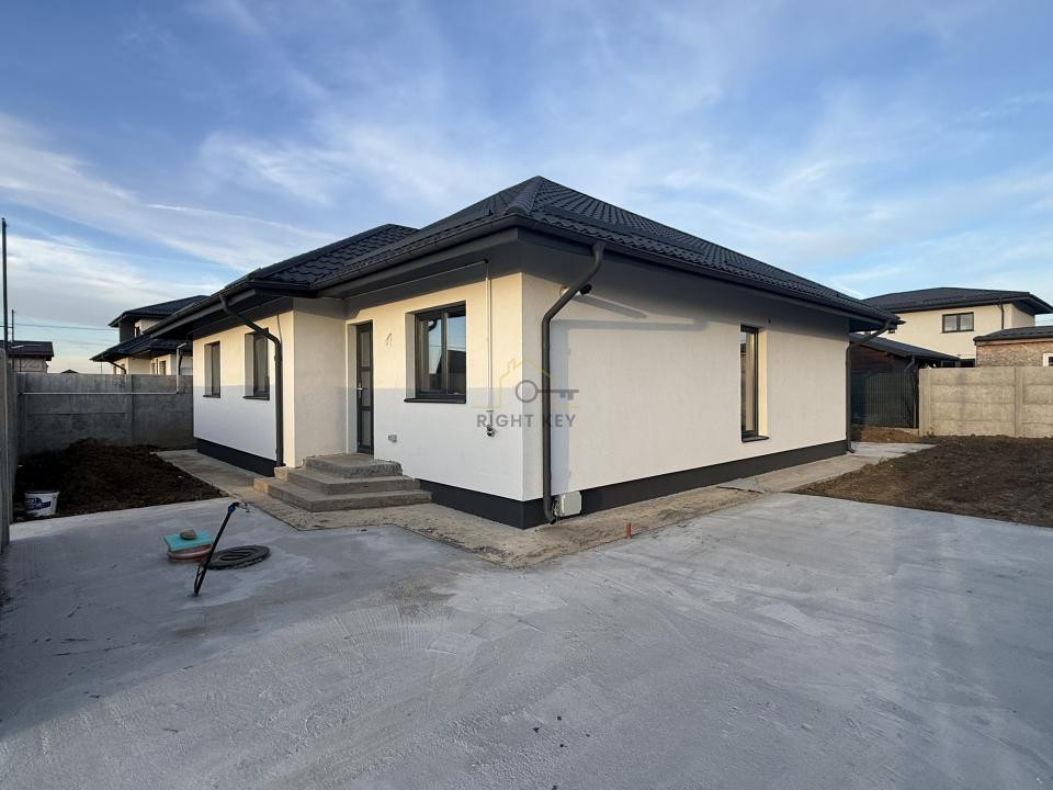 Casa Dragomiresti-Vale, P+Pod, 4 Cam, STB, Teren: 421mp! Comision 0%!