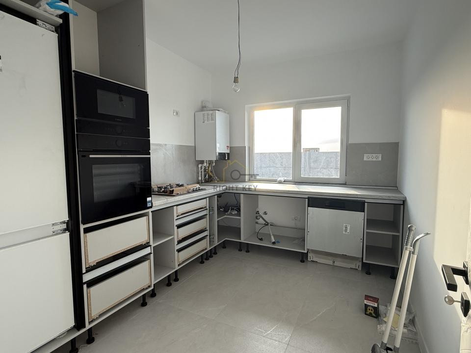 Casa Dragomiresti-Vale, P+Pod, 4 Cam, STB, Teren: 421mp! Comision 0%!