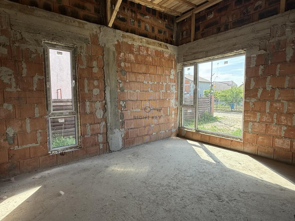 Casa la Rosu Domnesti, 4 Cam, Teren 500mp, Comision 0%