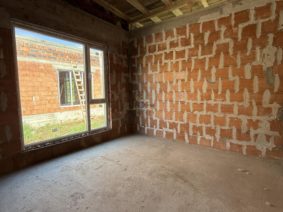 Casa la Rosu Domnesti, 4 Cam, Teren 500mp, Comision 0%
