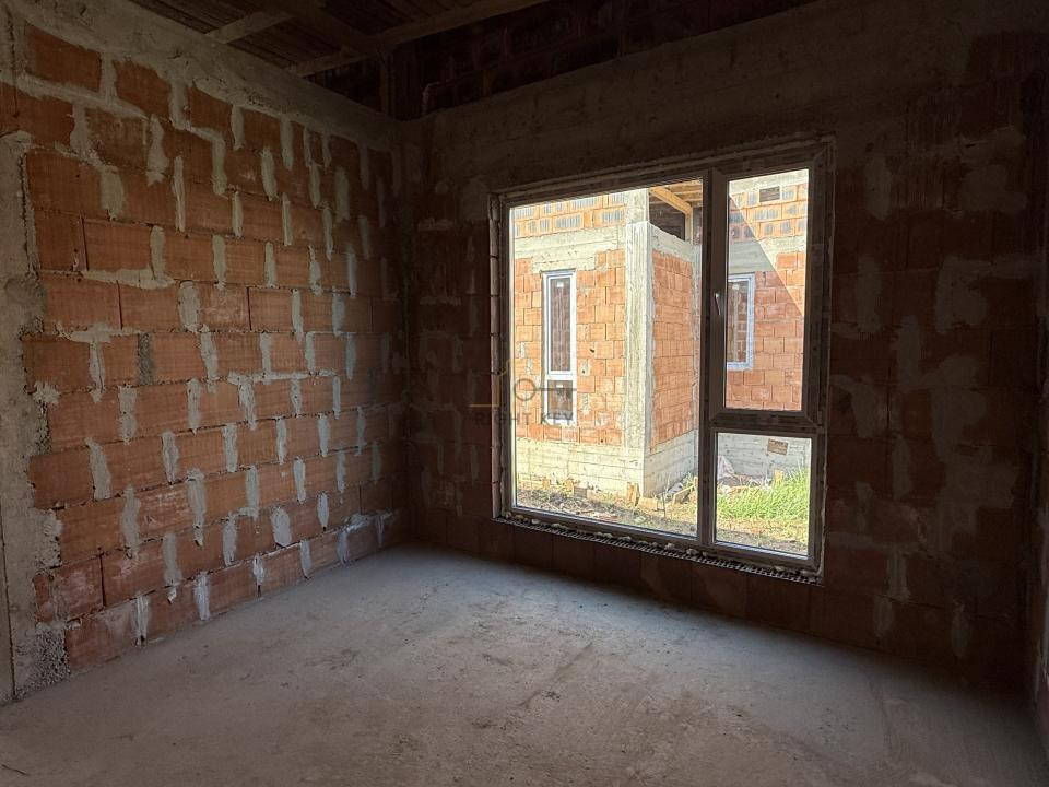 Casa la Rosu Domnesti, 4 Cam, Teren 500mp, Comision 0%