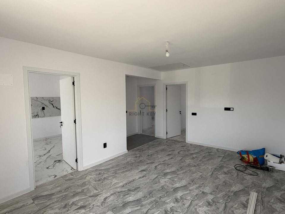 Super Pret! Casa P+pod placa, teren 250mp, clinceni! Comision 0%!