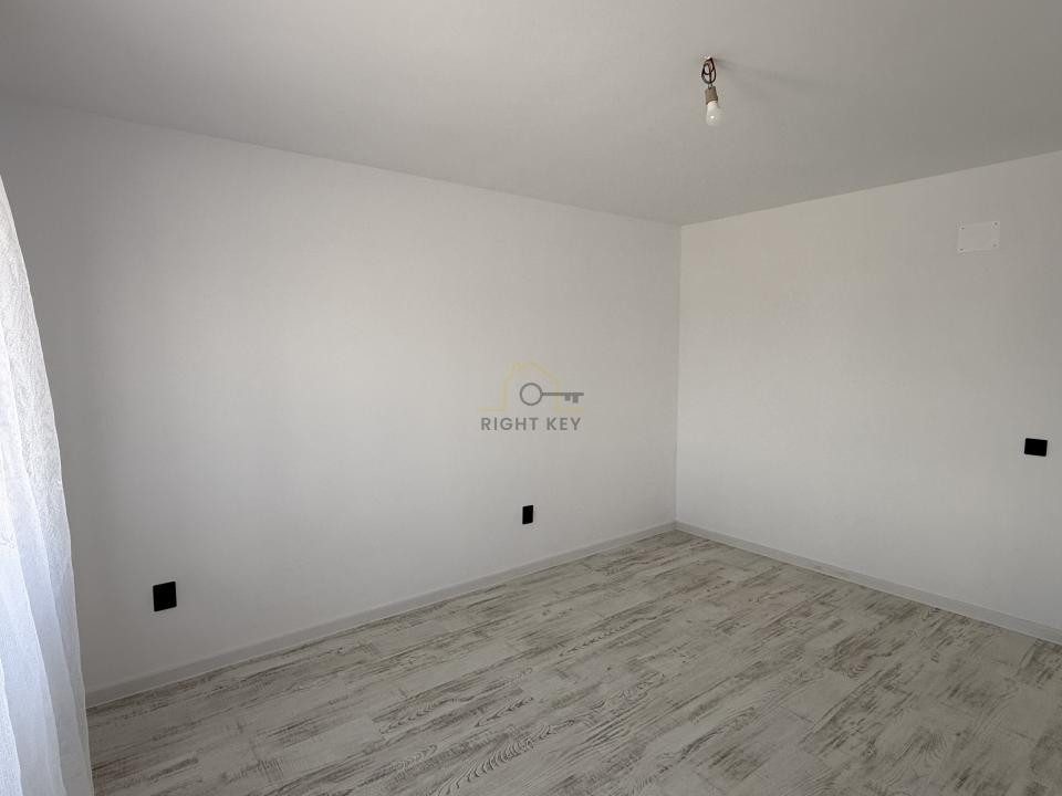 Super Pret! Casa P+pod placa, teren 250mp, clinceni! Comision 0%!