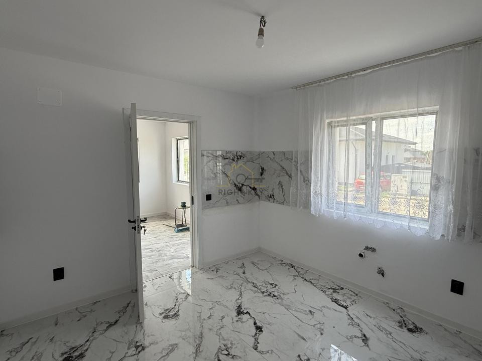 Super Pret! Casa P+pod placa, teren 250mp, clinceni! Comision 0%!