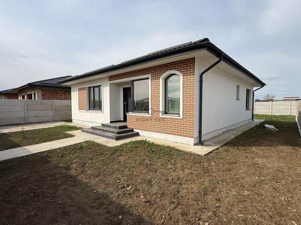 Casa Dragomiresti-Deal, P+Pod, 4 Cam, STB, Teren: 500mp! Comision 0%!