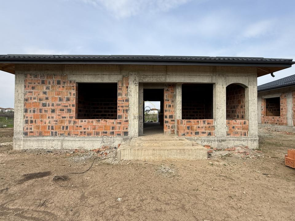 Casa Dragomiresti-Deal, P+Pod, 4 Cam, STB, Teren: 500mp! Comision 0%!