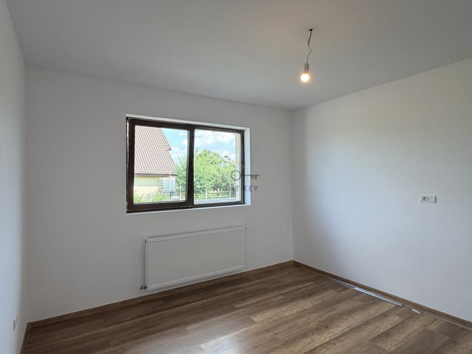 Casa parter, spațioasă, 4 cam, toate utilitățile! Comision 0%