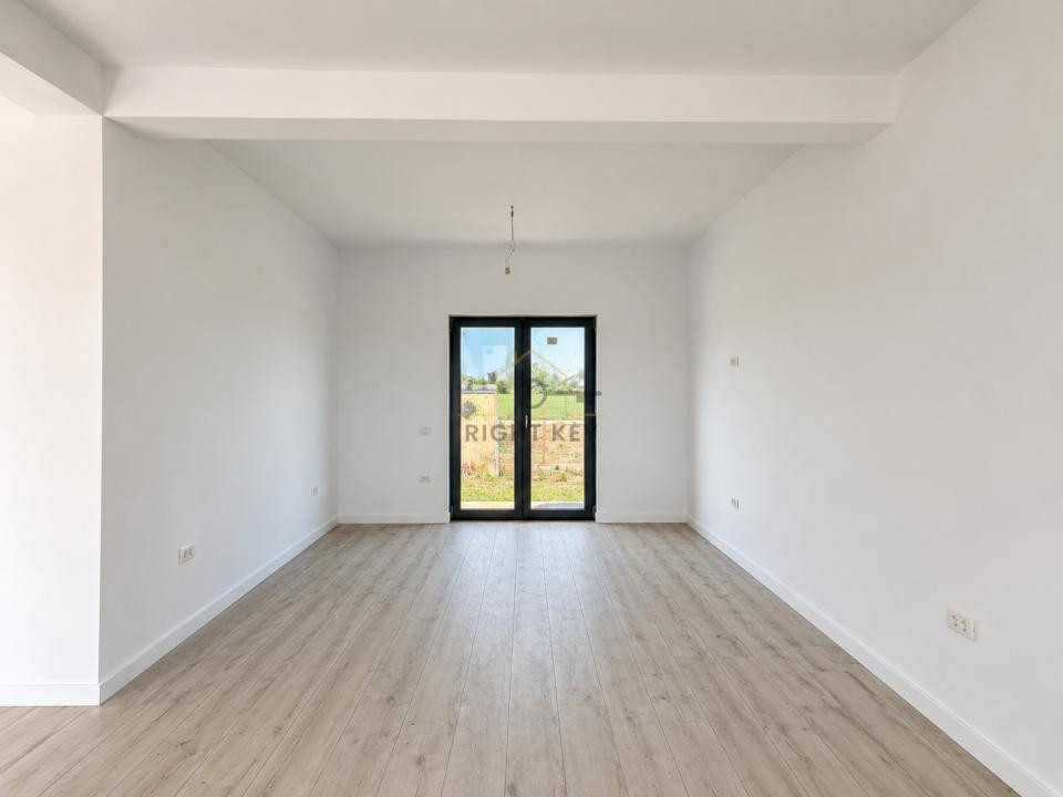 Casa parter, 4 cam, 400mp teren, toate utilitățile, asfalt! Comision0%