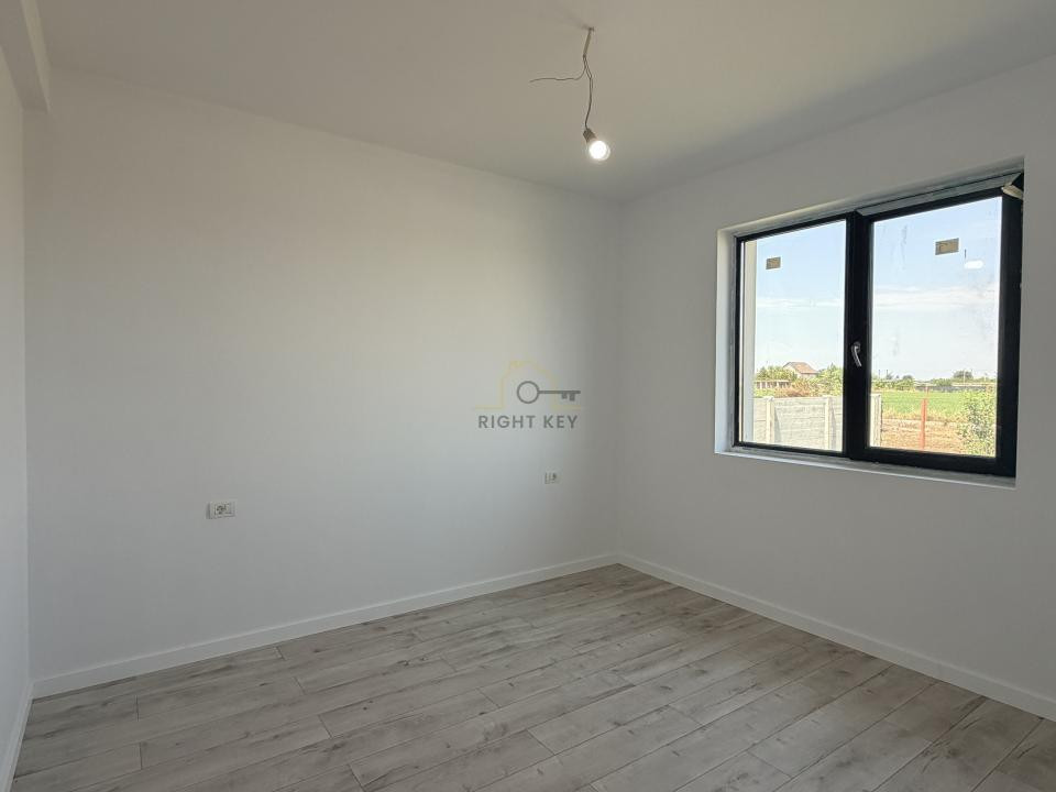 Casa parter, 4 cam, 400mp teren, toate utilitățile, asfalt! Comision0%