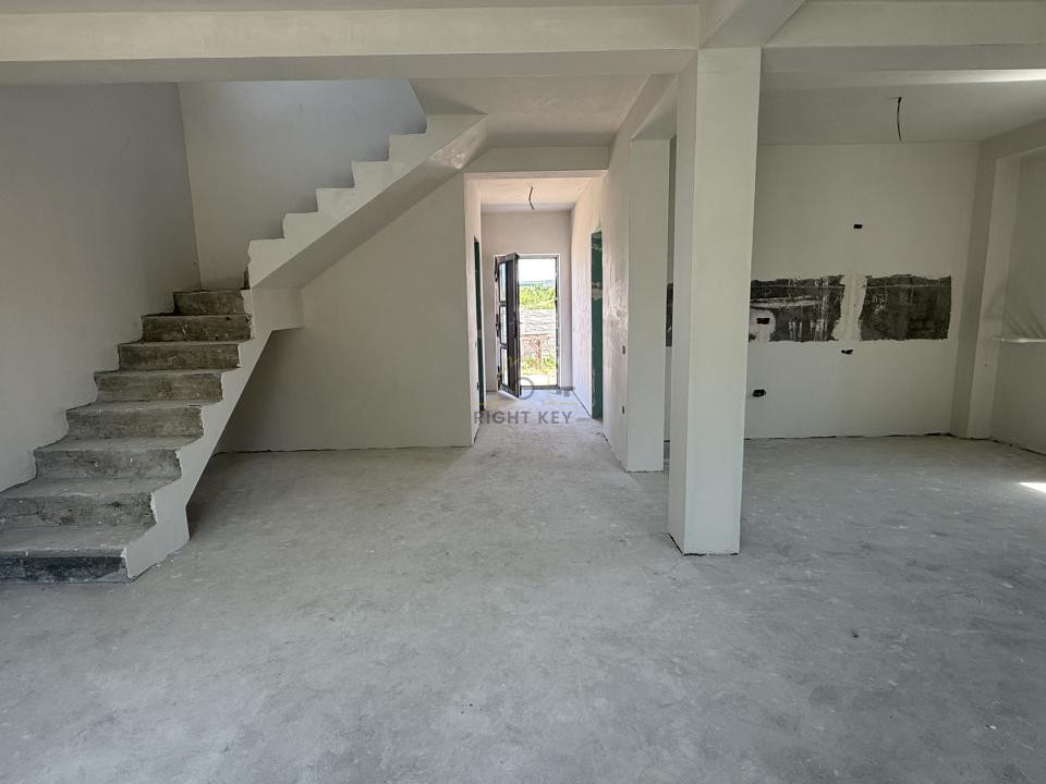 Casa 5 camere P+1+Pod, Dragomiresti Vale! T:500mp, STB! Comision 0%!