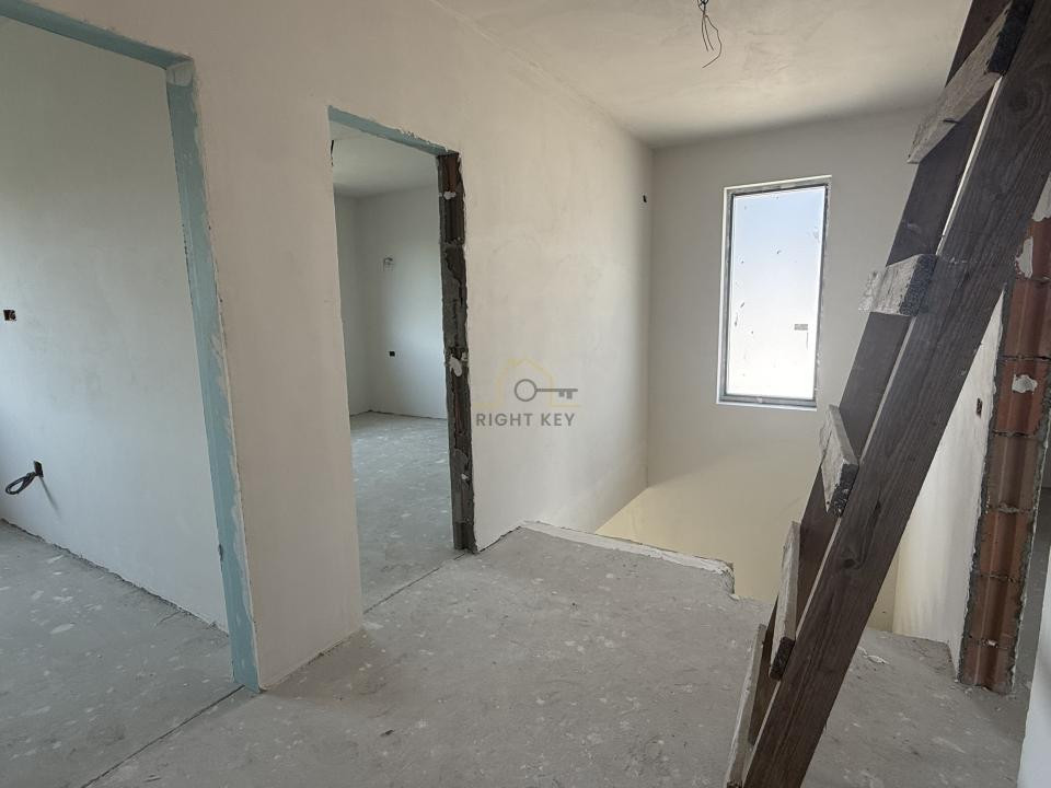 Casa 5 camere P+1+Pod, Dragomiresti Vale! T:500mp, STB! Comision 0%!