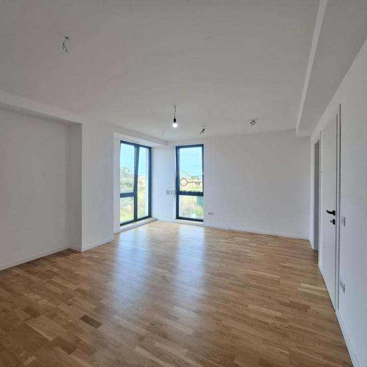 Duplex P+1+M, 162 mp utili 162 mp utili , Curte 150 mp ,Dream Villas Otopeni