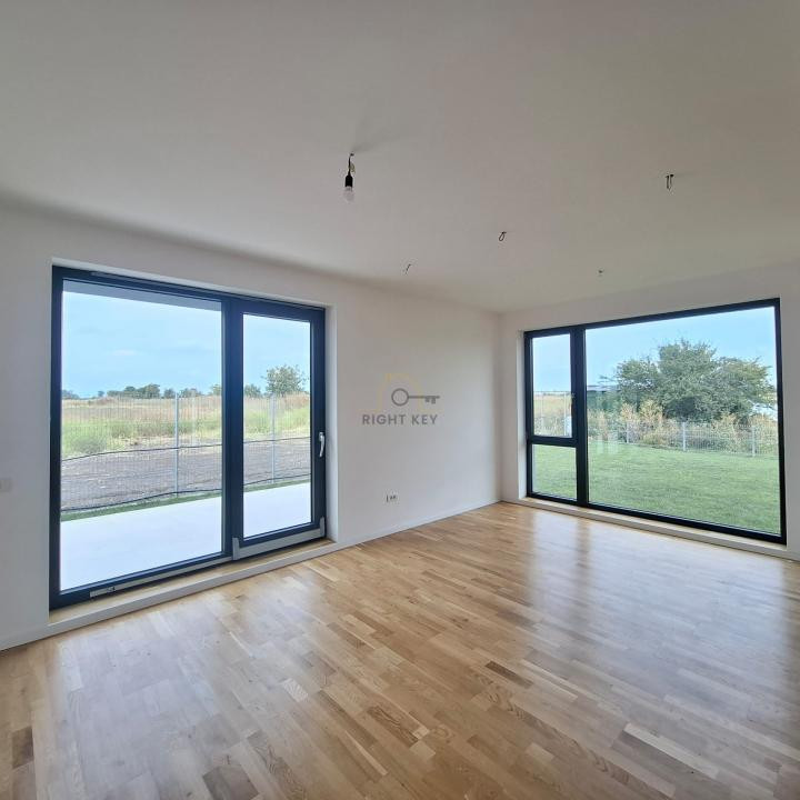 Duplex P+1+M, 162 mp utili 162 mp utili , Curte 150 mp ,Dream Villas Otopeni