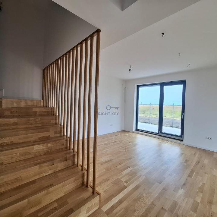 Duplex P+1+M, 162 mp utili 162 mp utili , Curte 150 mp ,Dream Villas Otopeni