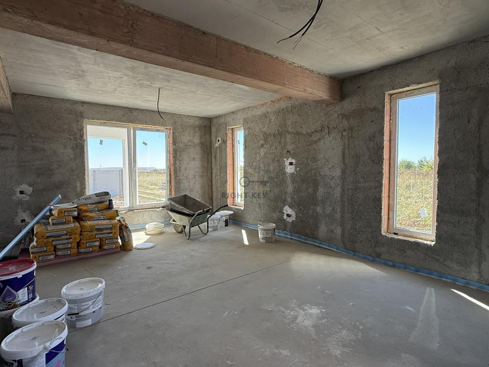 Casa Dragomiresti-Vale P+1+Pod, 5 Camere, T:400mp, STB, Comision 0%
