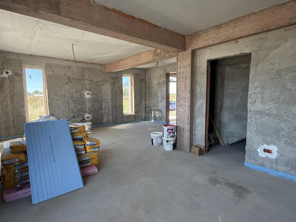 Casa Dragomiresti-Vale P+1+Pod, 5 Camere, T:400mp, STB, Comision 0%