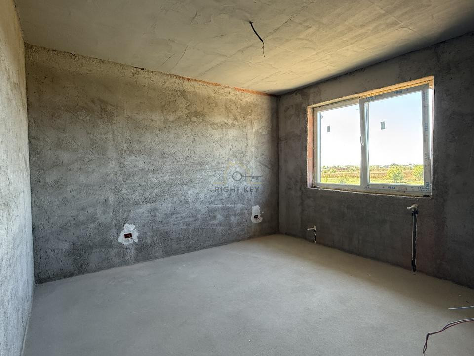 Casa Dragomiresti-Vale P+1+Pod, 5 Camere, T:400mp, STB, Comision 0%