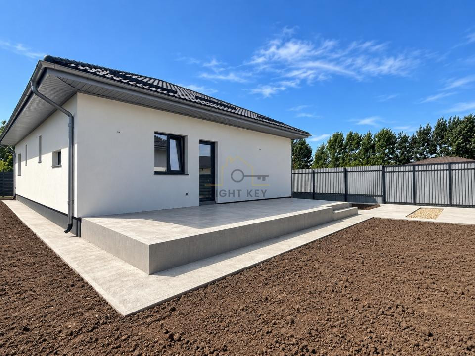 Casa parter P+pod, placa de beton, 4 camere, 330mp teren! Comision 0%
