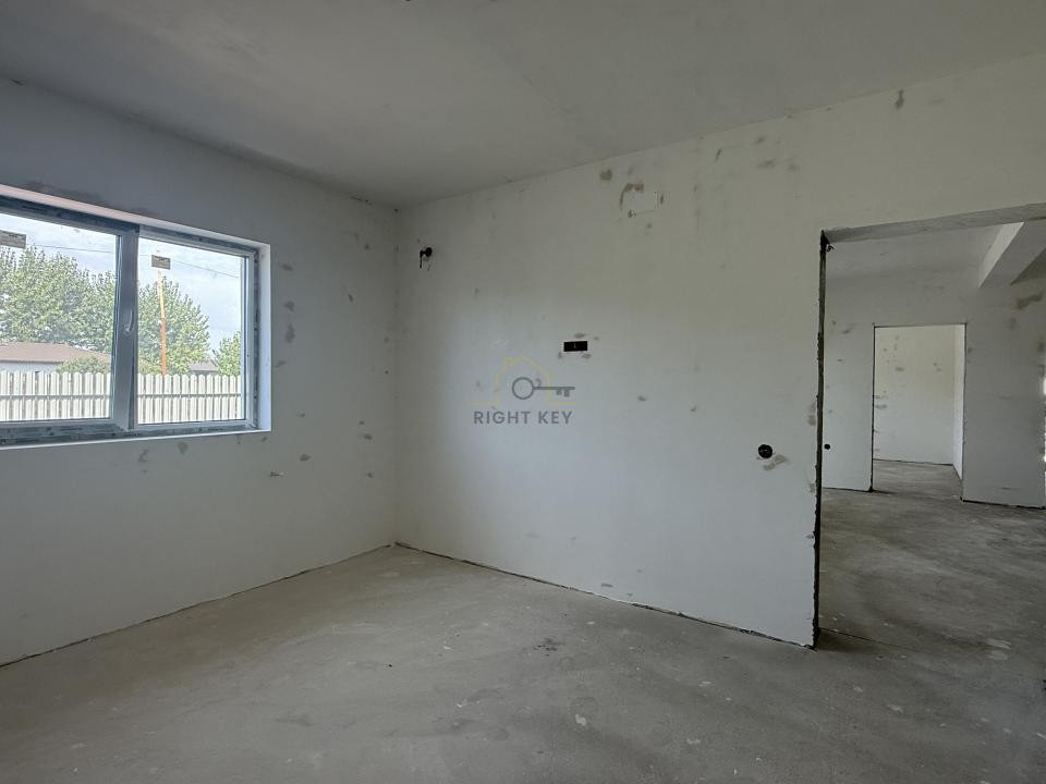 Casa parter P+pod, placa de beton, 4 camere, 330mp teren! Comision 0%