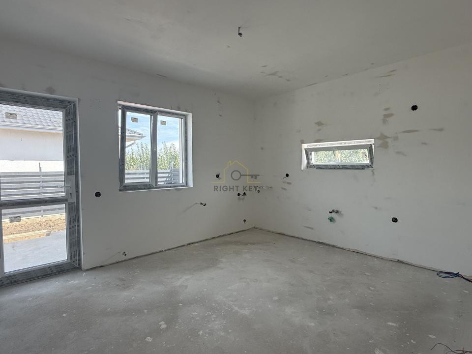 Casa parter P+pod, placa de beton, 4 camere, 330mp teren! Comision 0%