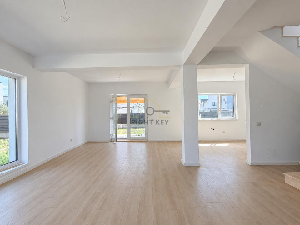 MUTARE RAPIDĂ! Vila P+1, 120mp utili, asfalt, utilități! Comision 0%