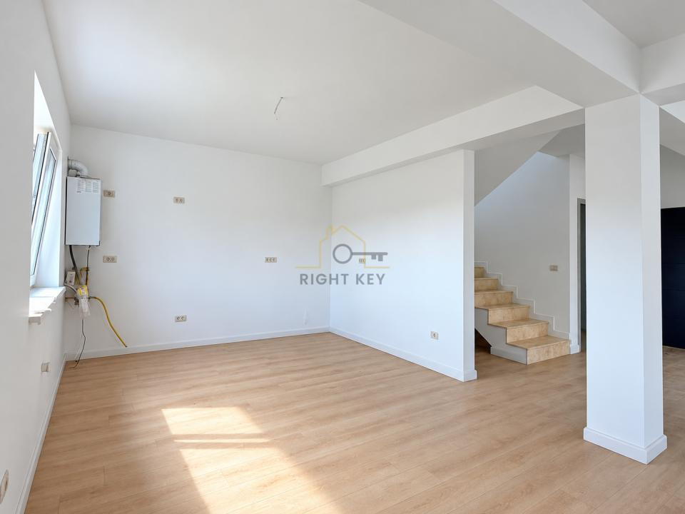MUTARE RAPIDĂ! Vila P+1, 120mp utili, asfalt, utilități! Comision 0%