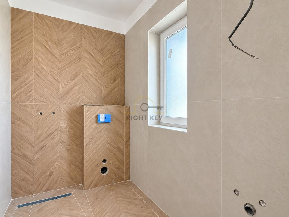 MUTARE RAPIDĂ! Vila P+1, 120mp utili, asfalt, utilități! Comision 0%