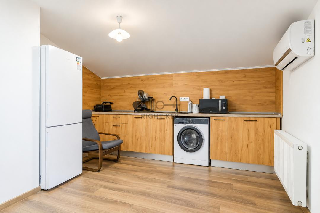     Capitale! Apartament + pod + subsol amenajate! 0% comision