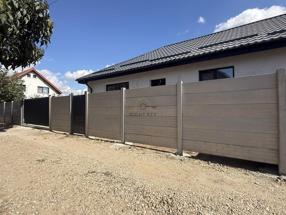 Oportunitate! Casa tip duplex, 3 cam, placa, T: 250mp! Comision 0%!
