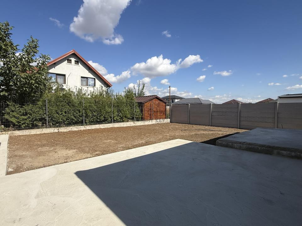 Oportunitate! Casa tip duplex, 3 cam, placa, T: 250mp! Comision 0%!