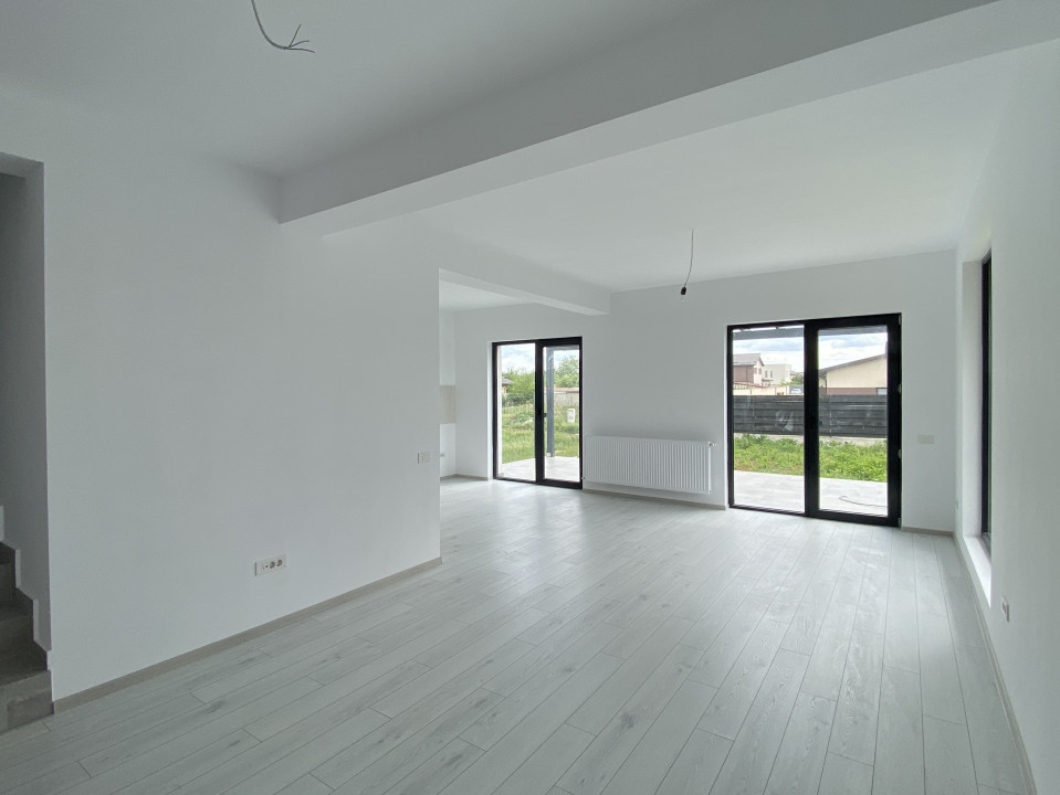 Super pret! Duplex 4 camere, 110mp, 288mp teren, toate utilitatile! 