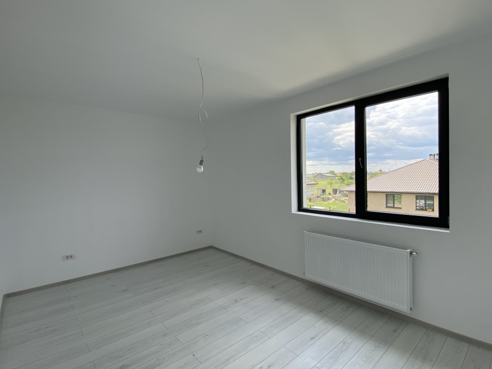 Super pret! Duplex 4 camere, 110mp, 288mp teren, toate utilitatile! 