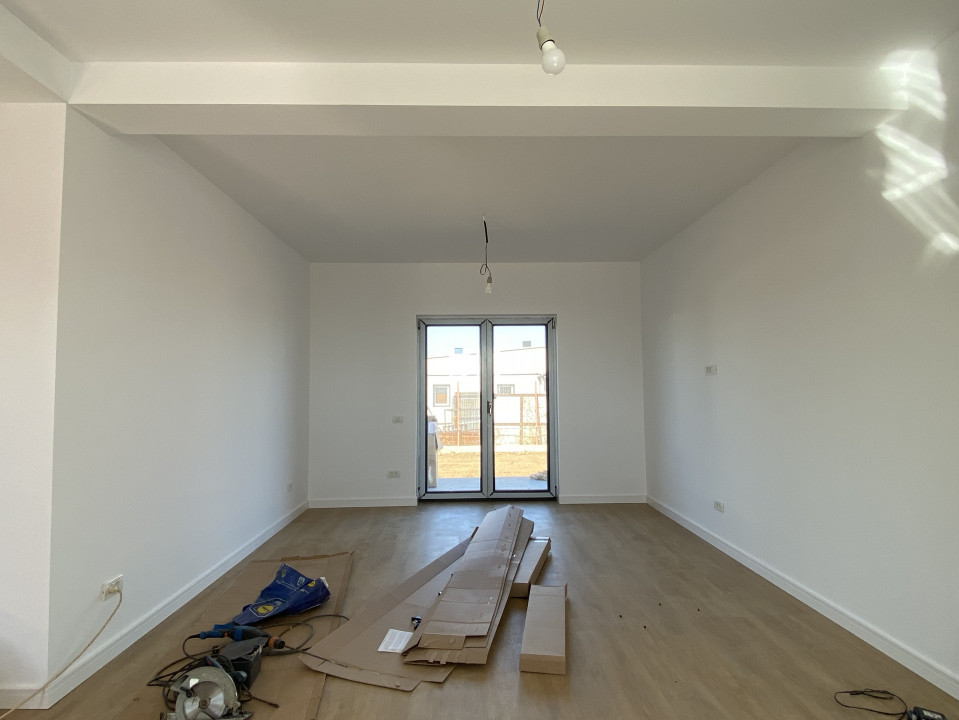 Casa parter, 4 cam, 400mp teren, toate utilitățile, asfalt! Comision0%