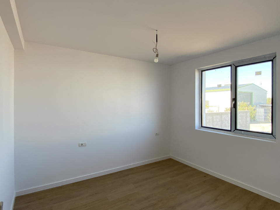 Casa parter, 4 cam, 400mp teren, toate utilitățile, asfalt! Comision0%