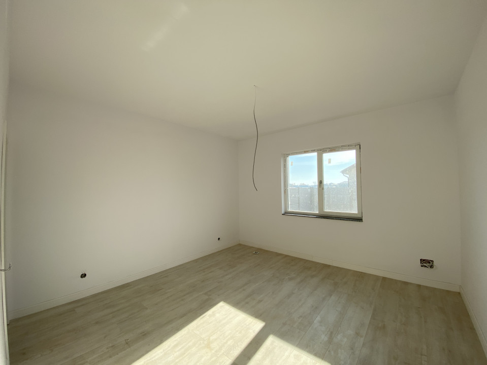 Casa parter 4 cam+mansardă, 110+70mp utili, 500mp teren! COMISION 0%