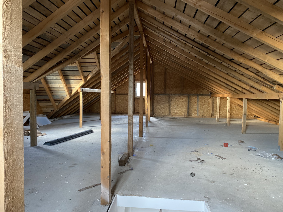 Casa parter 4 cam+mansardă, 110+70mp utili, 500mp teren! COMISION 0%